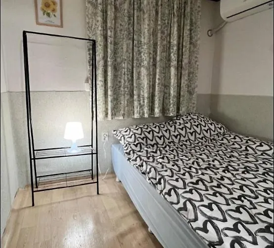公寓 1, Sangsu Stn 1 Min, Quiet Area, 1st Floor *